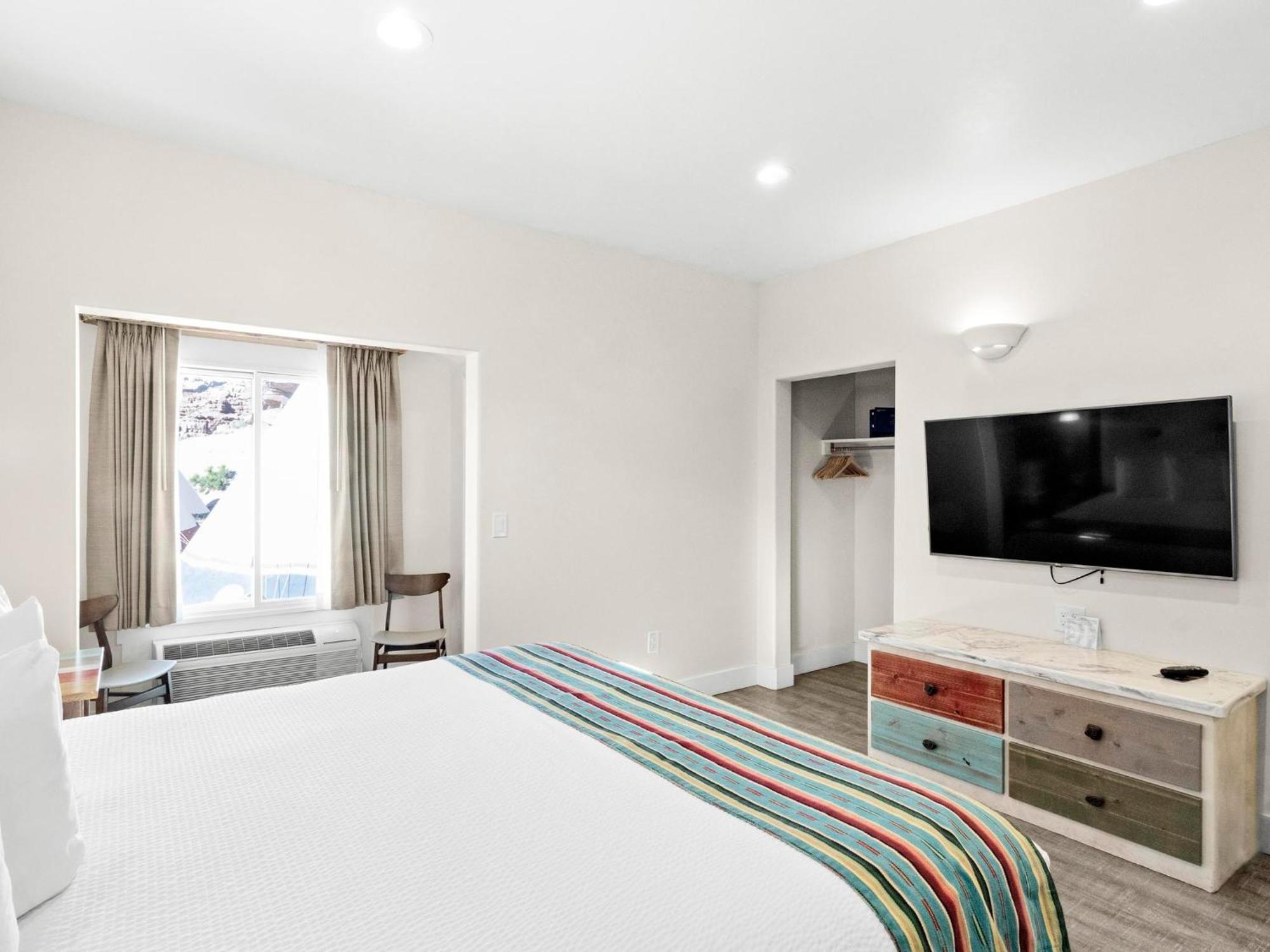 Bluff Dwellings Resort Экстерьер фото
