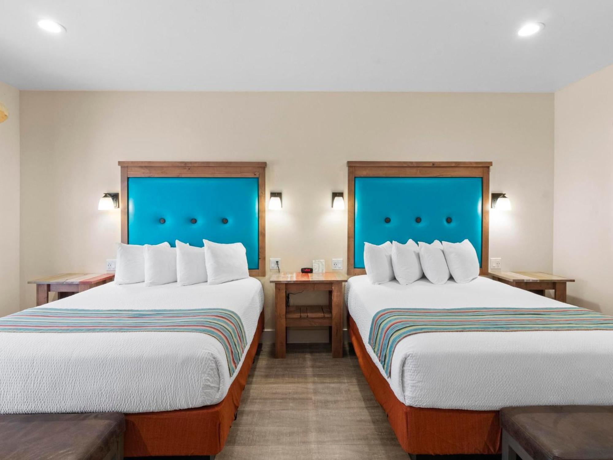 Bluff Dwellings Resort Экстерьер фото
